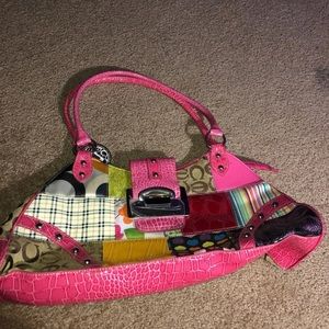 Pink Patterned Purse .